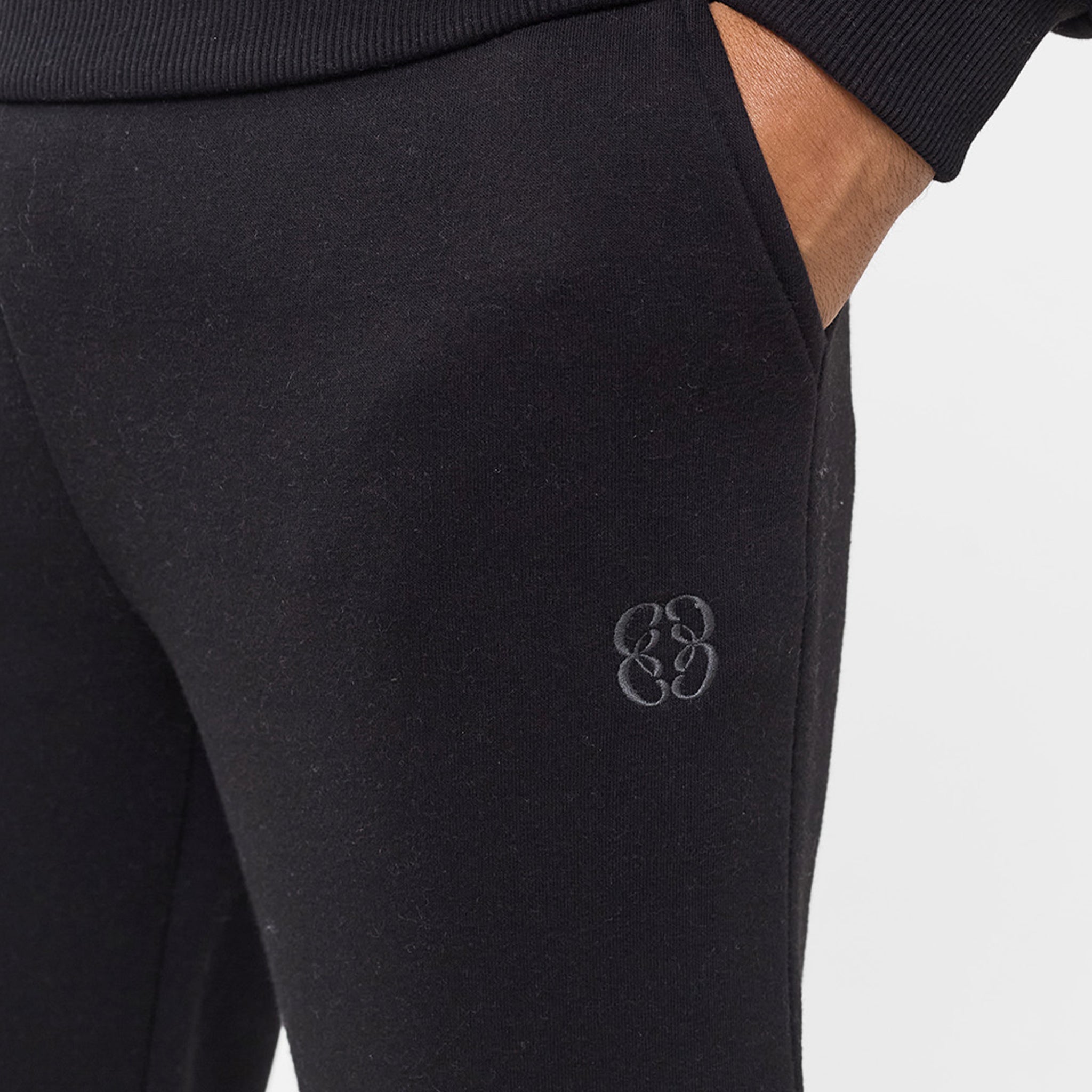 Embroidered Icon Open Hem Jogger | Black