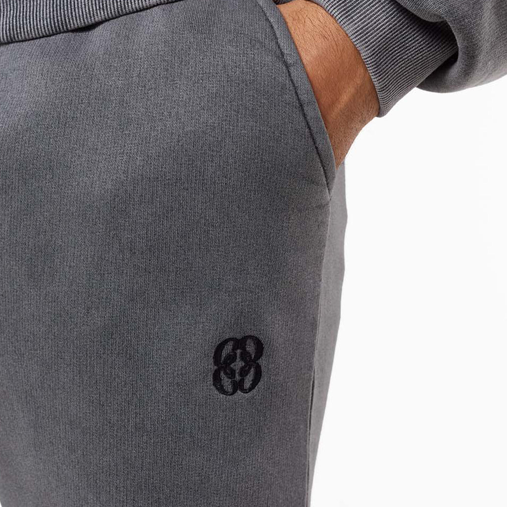 Relaxed Fit Icon Open Hem Jogger | Washed Black